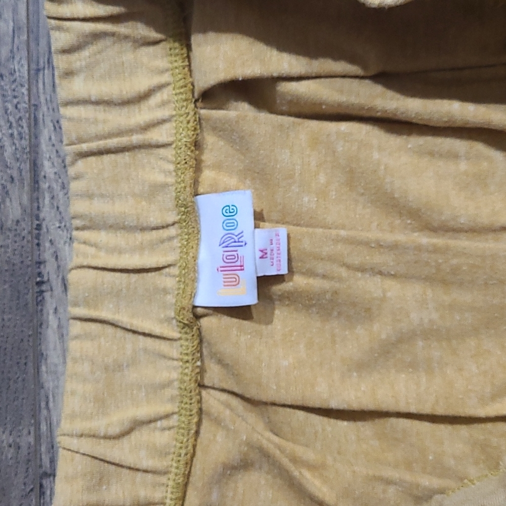 Solid Heathered Mustard Medium Lularoe Madison - image 3